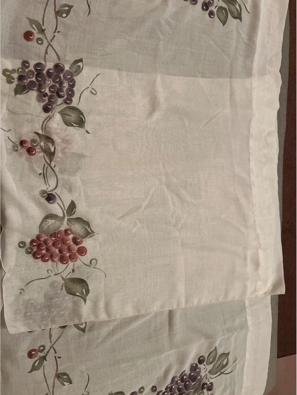 Lot of 2 vintage linen Grape Vine curtains